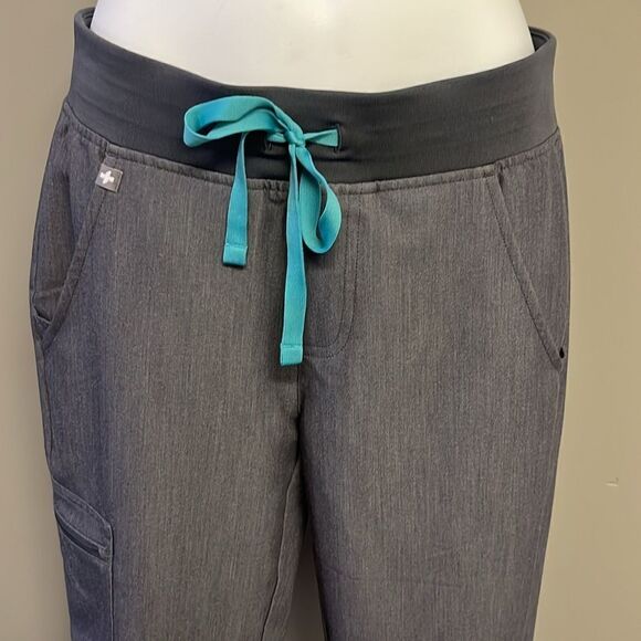 FIGS Heather Grey High Waisted Jogger Medical Scrub Pull-On Cargo Pant-XS - Picture 2 of 16